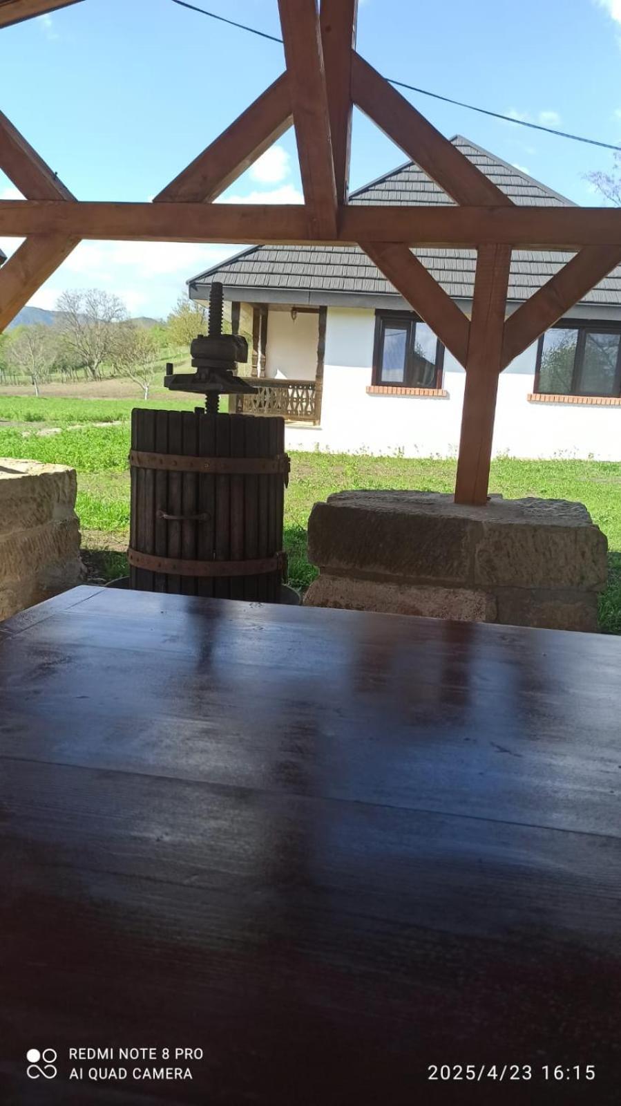 Casa Livada Bunicii Tîrgu Ocna Exterior foto